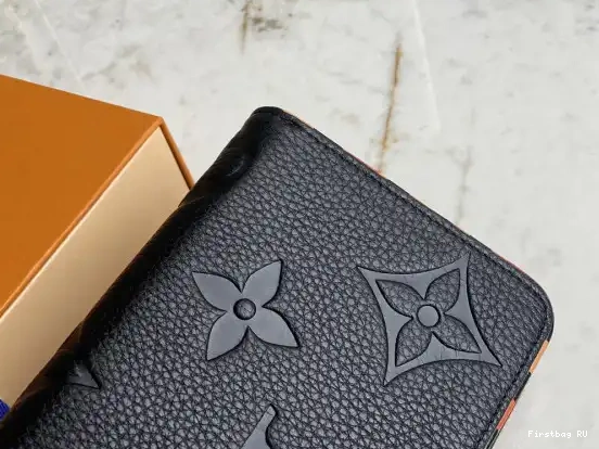 Firstbag VUITTON WALLET LOUIS ZIPPY 0501